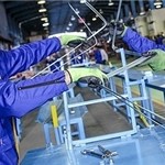 فروش کارخانهها بیاطلاع کارگران حقوق آنها را تضعیف میکند فروش کارخانهها بیاطلاع کارگران حقوق آنها را تضعیف میکند
