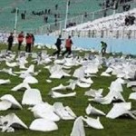 خرابیهای ورزشگاه یادگار امام هنوز تعمیر نشده است خرابیهای ورزشگاه یادگار امام هنوز تعمیر نشده است