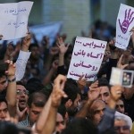 شعار مرگ بر منافق برای روحانی یا معترضان؟! شعار مرگ بر منافق برای روحانی یا معترضان؟!