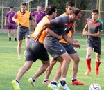 بیحرمتی عجیب استقلال و پرسپولیس به ماه رمضان بیحرمتی عجیب استقلال و پرسپولیس به ماه رمضان