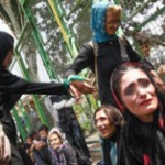 فقر و آسیبهای اجتماعی «زنانه» نشده است فقر و آسیبهای اجتماعی «زنانه» نشده است