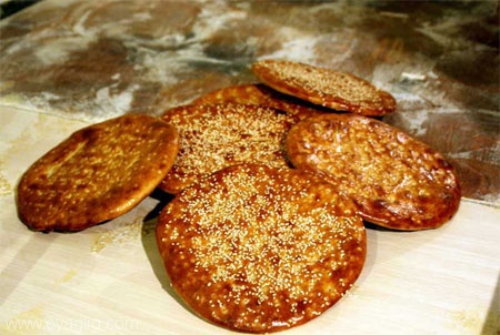 تصاویر/ پخت فطیر سنتی مخصوص در اهر