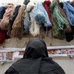 دسترنج کارگران فرش آذربایجان غربی در جیب دلالها دسترنج کارگران فرش آذربایجان غربی در جیب دلالها