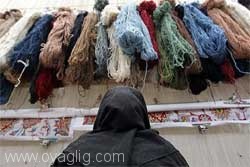 دسترنج کارگران فرش آذربایجان غربی در جیب دلالها