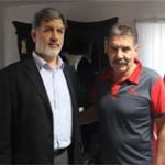 تونی اولیویرا قرارداد خود را با تراکتورسازی امضا کرد تونی اولیویرا قرارداد خود را با تراکتورسازی امضا کرد