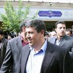 تلفن همراه مهدی در اوین برای تماس با “بابا”؟ تلفن همراه مهدی در اوین برای تماس با “بابا”؟