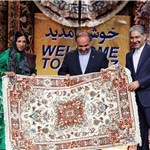 اعطای اعتبارنامه شهر جهانی فرش به تبریز/فرشتبریز سلطان فرش جهان/هیچ کشوری نمیتواند فرش تبریز را تولید کند اعطای اعتبارنامه شهر جهانی فرش به تبریز/فرشتبریز سلطان فرش جهان/هیچ کشوری نمیتواند فرش تبریز را تولید کند