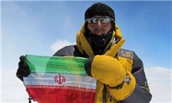 کوهنورد تبریزی بدون اکسیژن همراه، قله اورست را فتح کرد