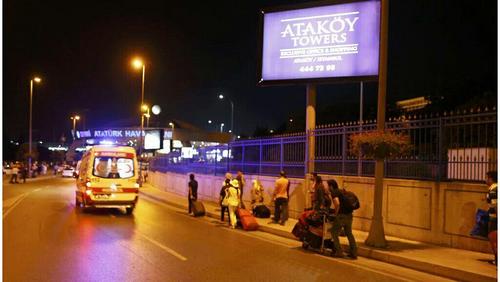 دو انفجار در فرودگاه آتاتورک استانبول+تصاویر