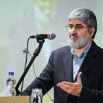خط قرمز انتقاد نیست، قیام مسلحانه است خط قرمز انتقاد نیست، قیام مسلحانه است