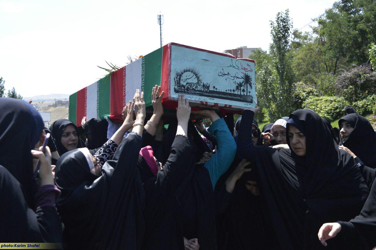 تصاویر / تشییع پیکر ۵ شهید دفاع مقدس در تبریز