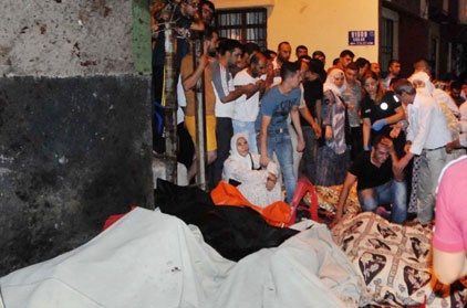 ۳۰ کشته در انفجار تروریستی نزدیک تالار عروسی