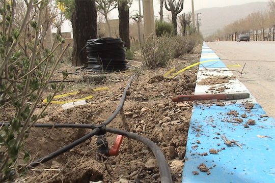 استقرار سیستم آبیاری قطره‌ای در ۱۰۰۰ هکتار از فضای سبز تبریز
