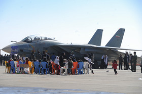 نمایشگاه نیروی هوایی ارتش در تبریز شروع به کار کرد