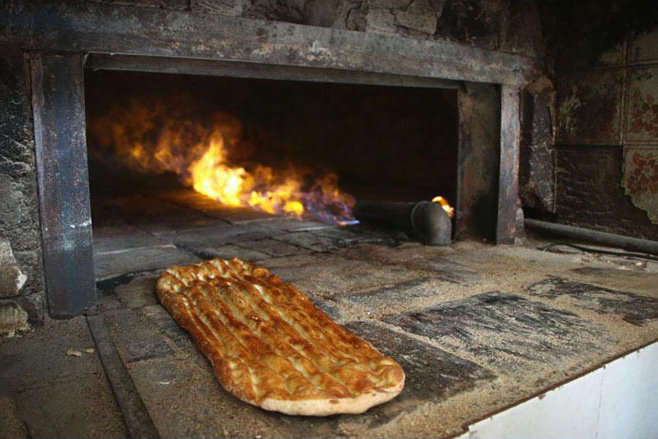 پلمپ ۴ نانوایی متخلف در تبریز