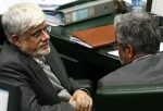 دانشجویی که در دیدار با رهبر طرح سوال کرد باید زندانی شود؟! دانشجویی که در دیدار با رهبر طرح سوال کرد باید زندانی شود؟!
