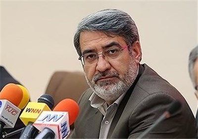واکنش وزیر کشور به شایعه ممنوع‌التصویری احمدی‌نژاد