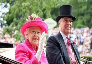 حمله یک معترض به شاهزاده جنجالی در مراسم تشییع ملکه انگلیس