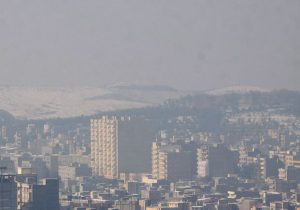 وزارت بهداشت: وزارت نفت به تعهدات خود برای کاهش آلاینده‌های هوا عمل کند