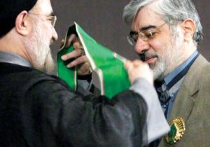 حمله تند روزنامه «جوان» به خاتمی و موسوی / روح بیانیه هر دو، «براندازی» است