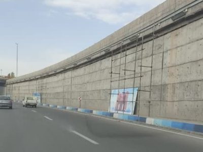 نصب تابلوهای ضد ترافیکی در میدان آذربایجان تبریز !