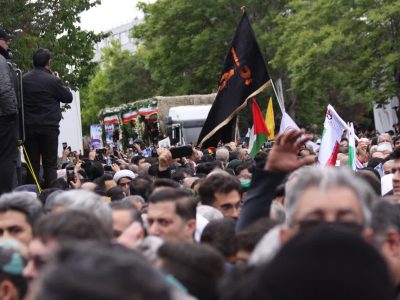 وداع مردم تبریز با شهدای سانحه سقوط بالگرد رئیس جمهور